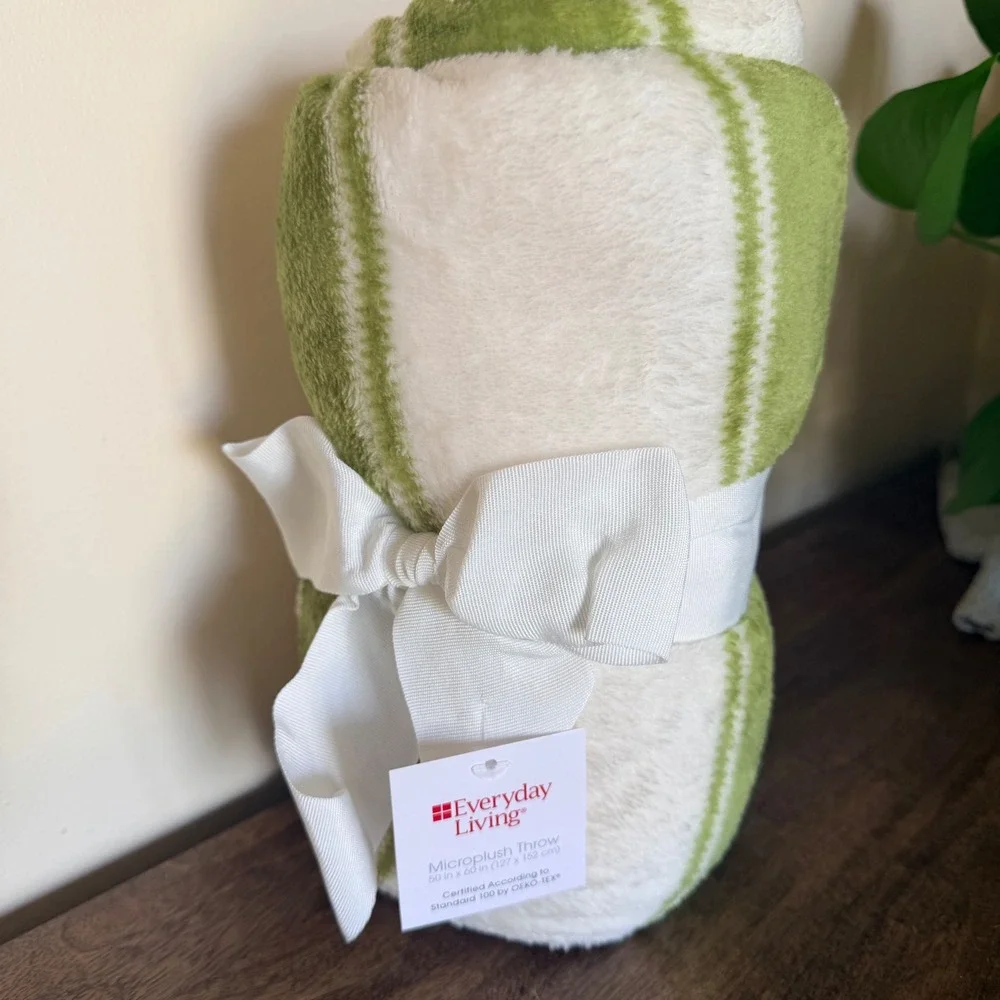 Ivory Green Striped Microplush Throw Blanket 50x60 Cottagcore Everyday Living
